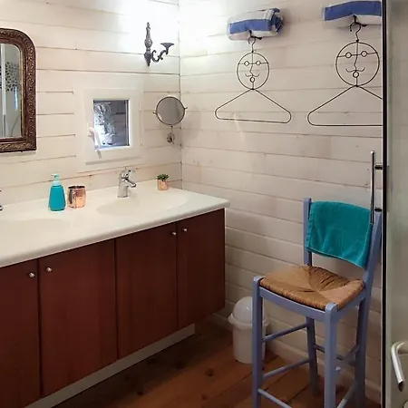 ゲストハウス Duplex De L'artisterie 3*